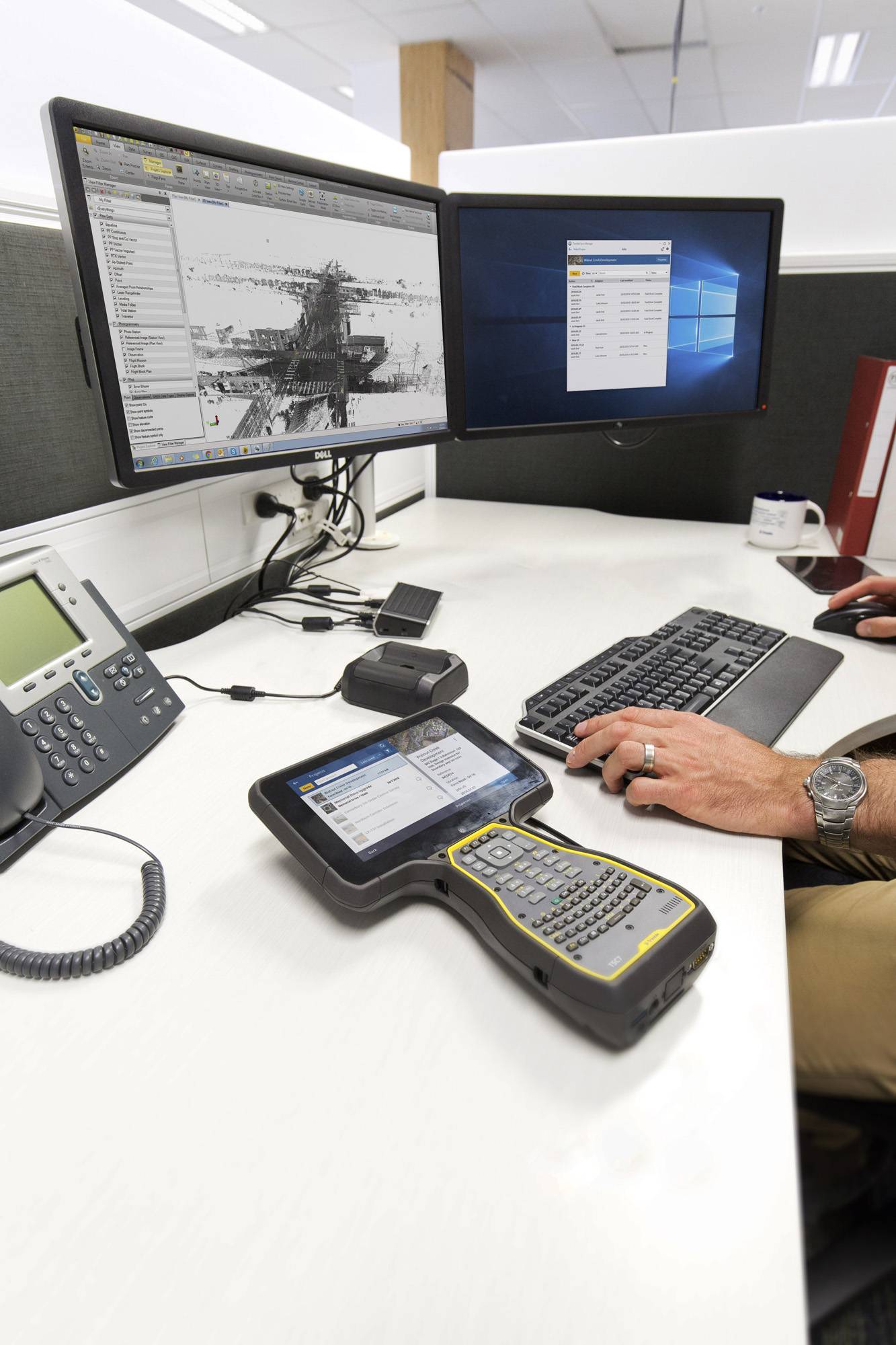 Trimble TSC7_Application_Office_341
